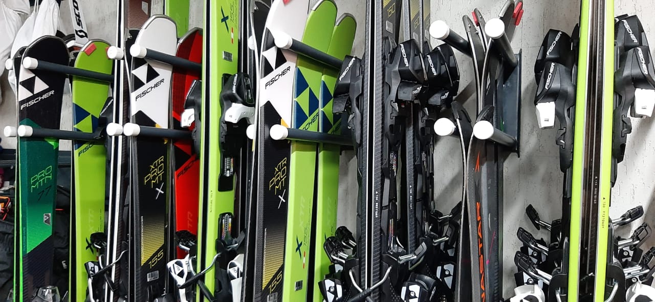 Прокат горных лыж в Краснодаре